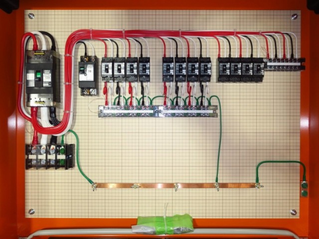 製作事例 仮設電灯分電盤 L100-E12-K-4718