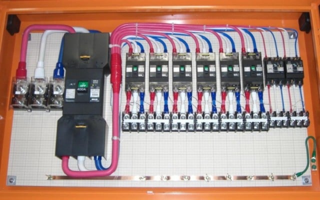 製作事例 仮設動力分電盤 P400-N8-0008