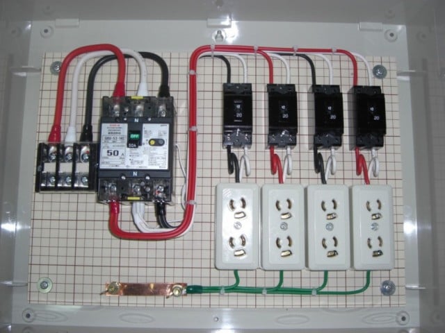 製作事例 仮設電灯分電盤 L50-40-OP-0040